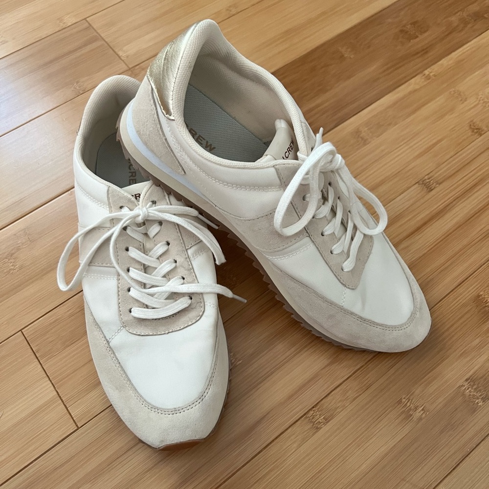 JCrew Womens trainer sneakers in white & beige. Worn only a few times!